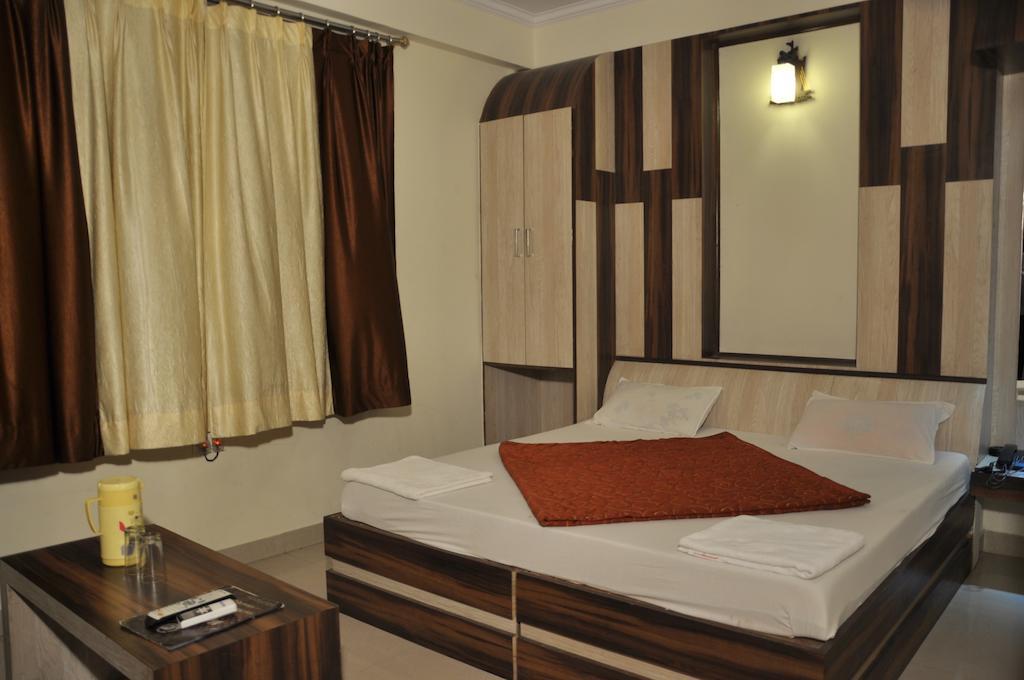 Hotel Metro Dźajpur Zewnętrze zdjęcie