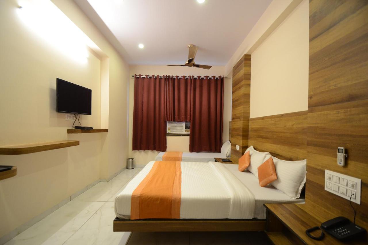 Hotel Metro Dźajpur Zewnętrze zdjęcie