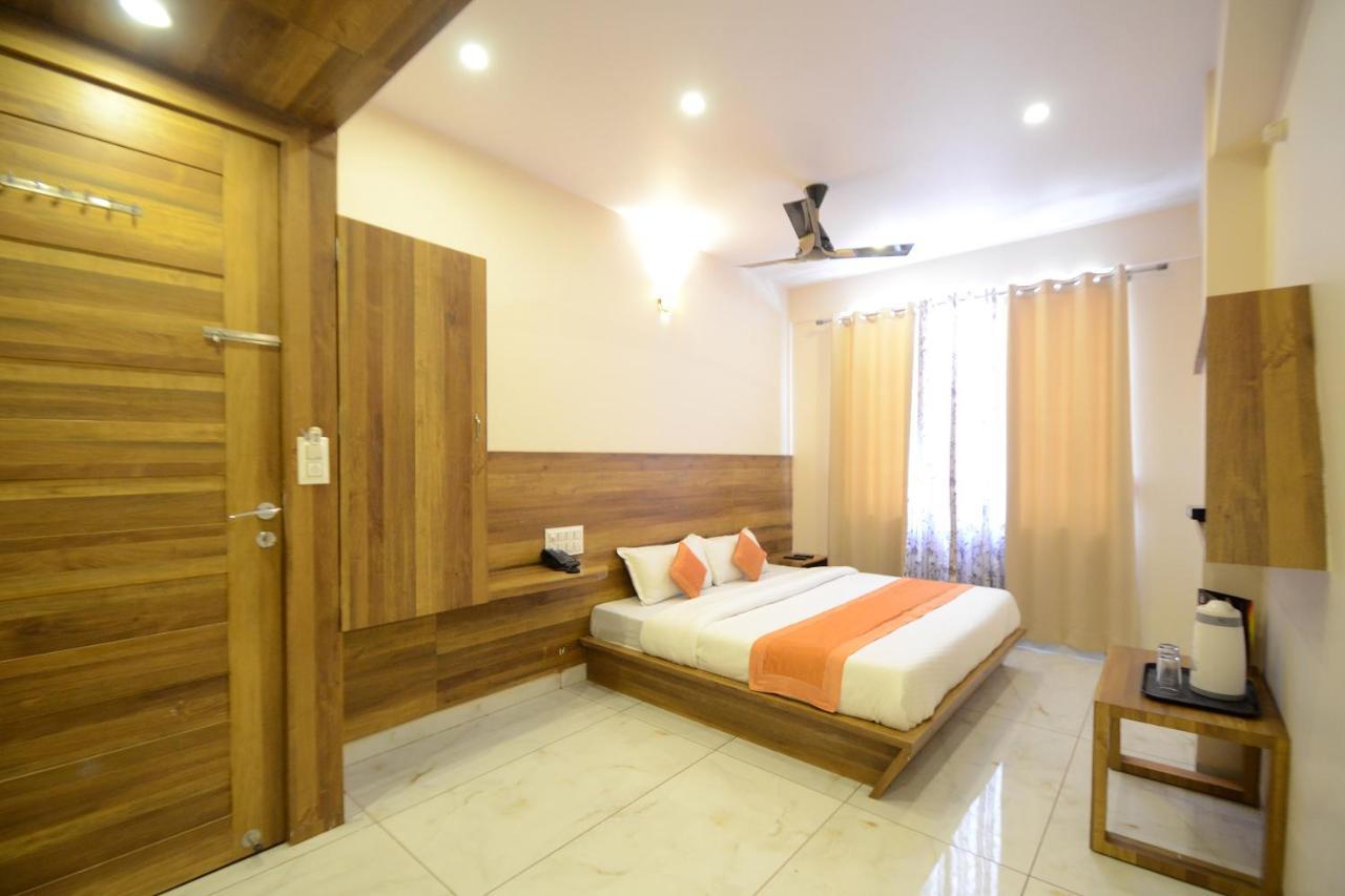 Hotel Metro Dźajpur Zewnętrze zdjęcie